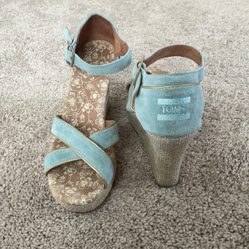 Blue and gold Toms wedges size 6.5
